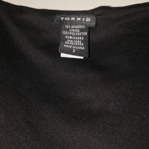 Women's blouse - Picture 2 of 2